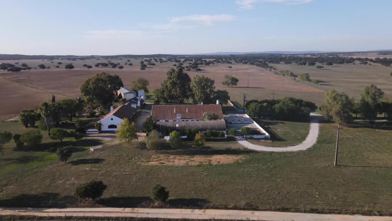 Lodge Monte Do Sobral Alcáçovas Eksteriør billede